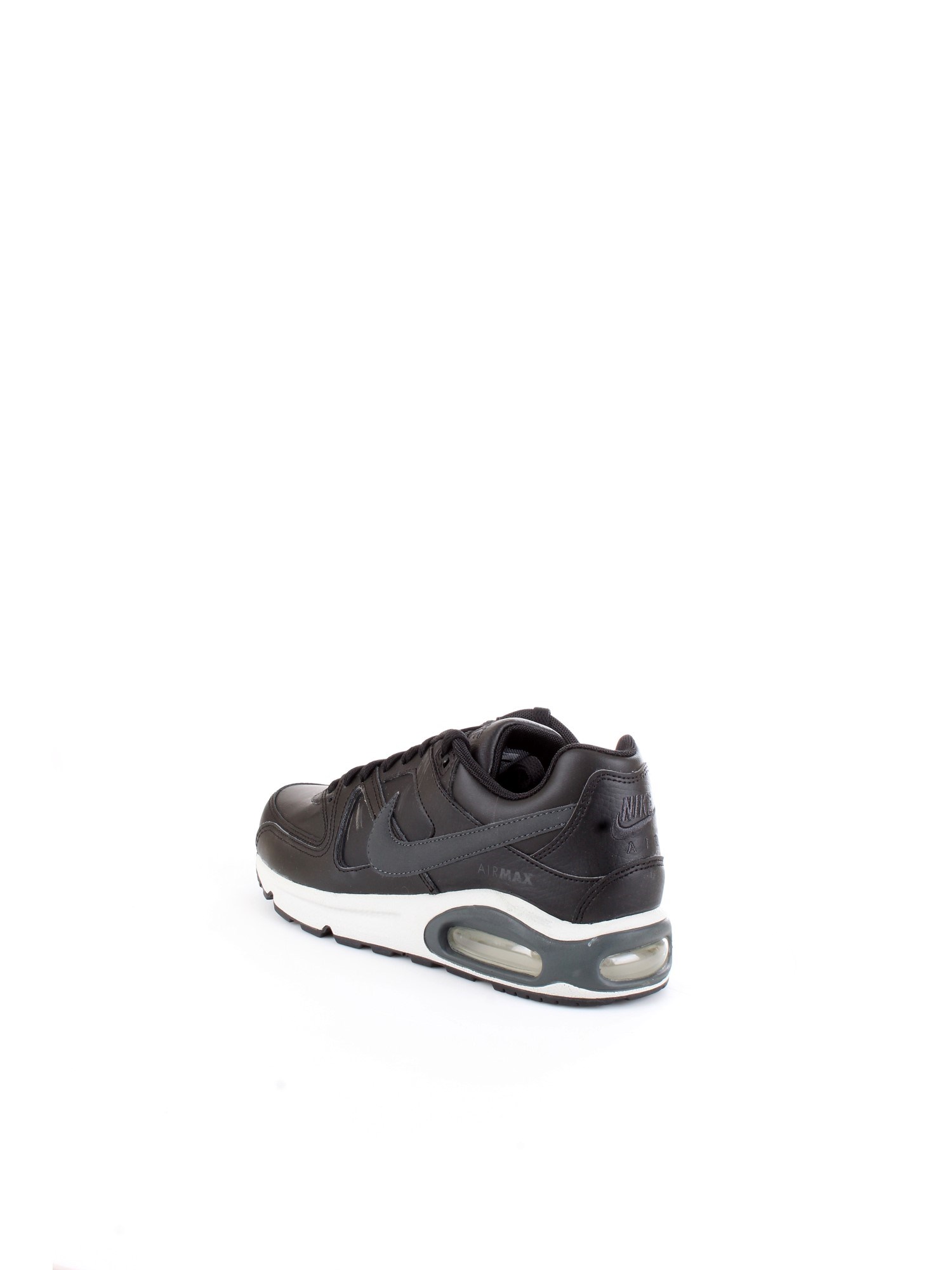 NIKE 749760 Black Shoes Unisex Sneakers NIKE 749760 Black Shoes Unisex Sneakers