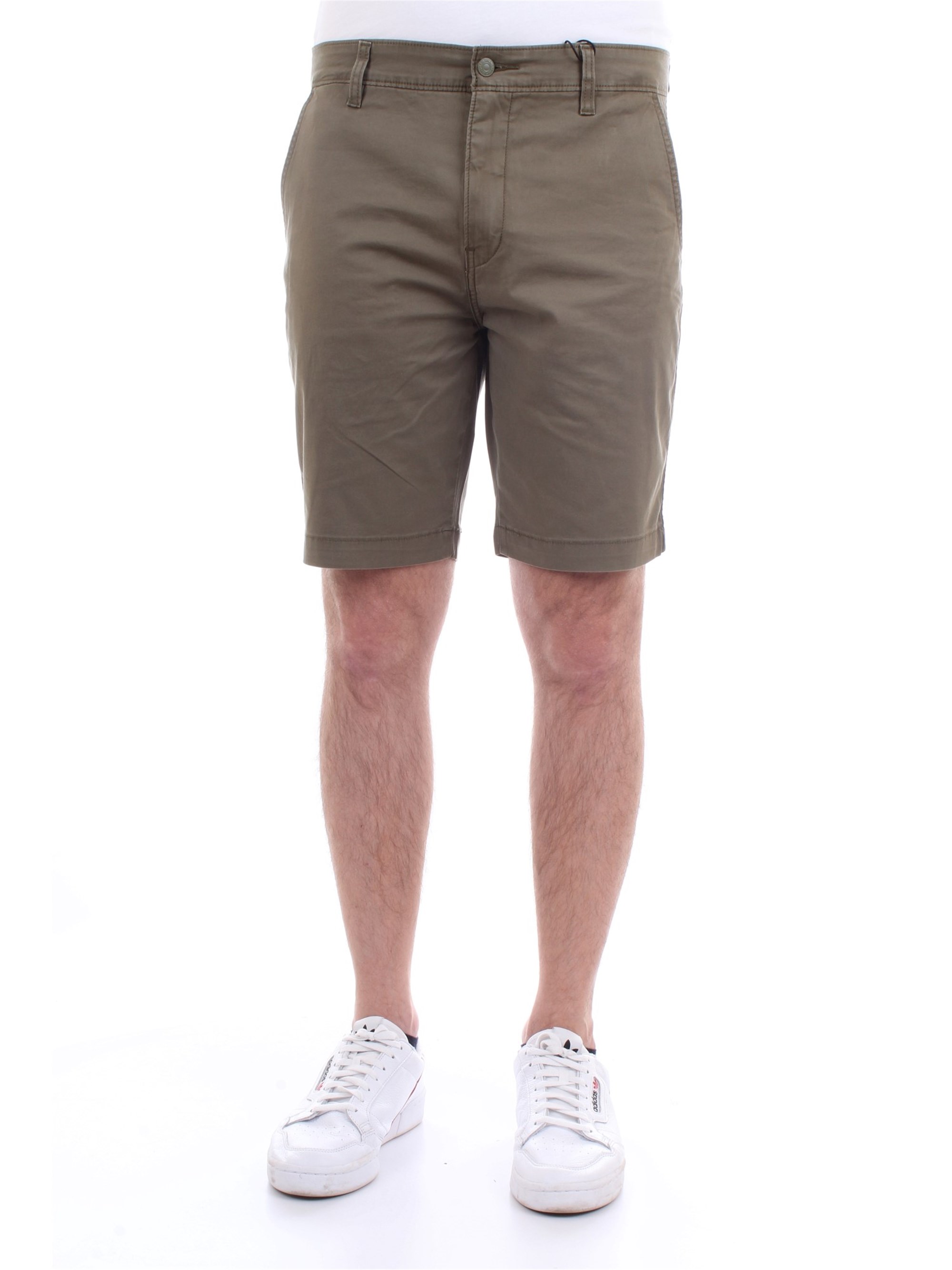 LEVI'S 17202 Military green Clothing Man Shorts LEVI'S 17202 Military green Clothing Man Shorts