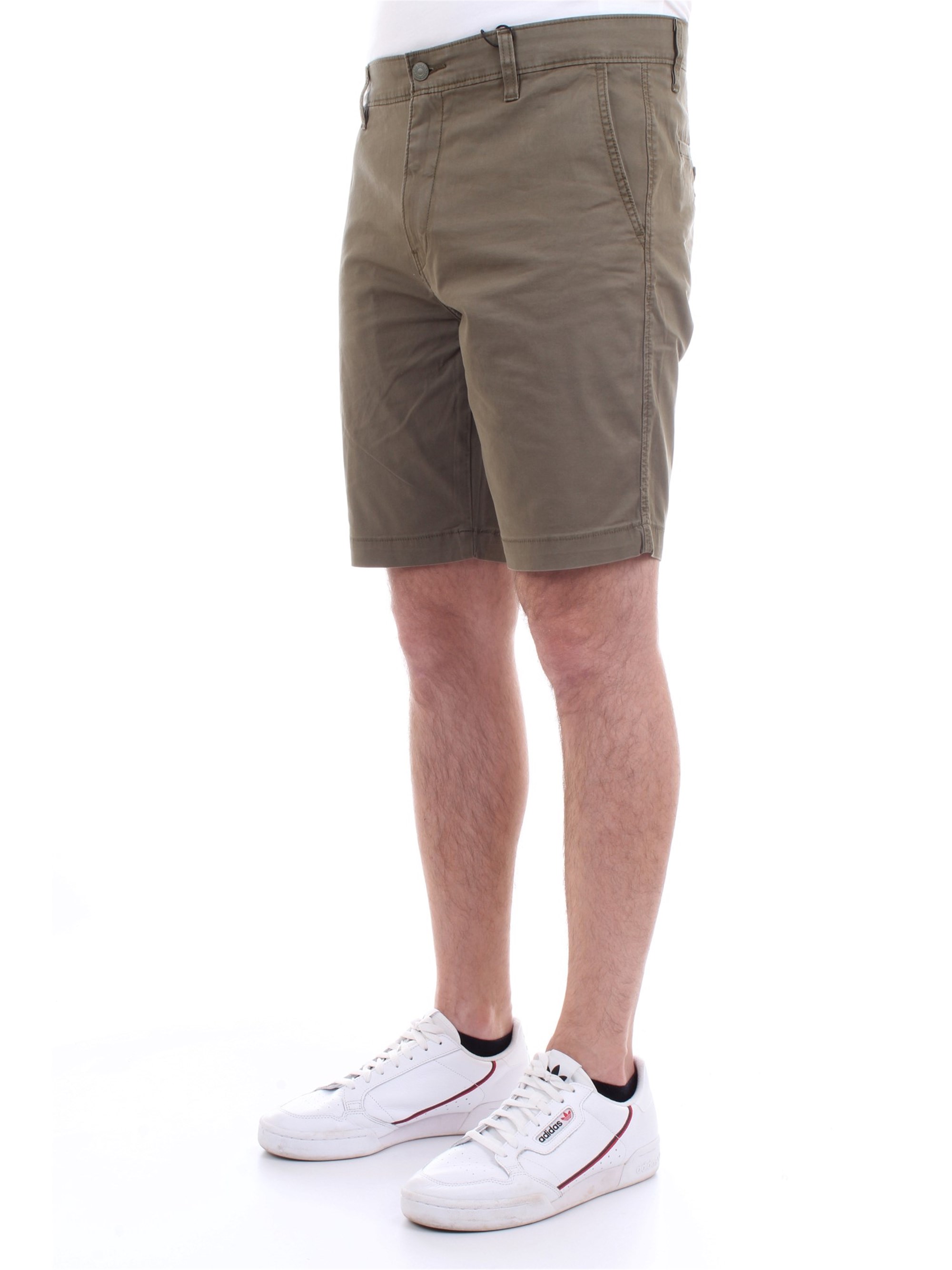LEVI'S 17202 Military green Clothing Man Shorts LEVI'S 17202 Military green Clothing Man Shorts