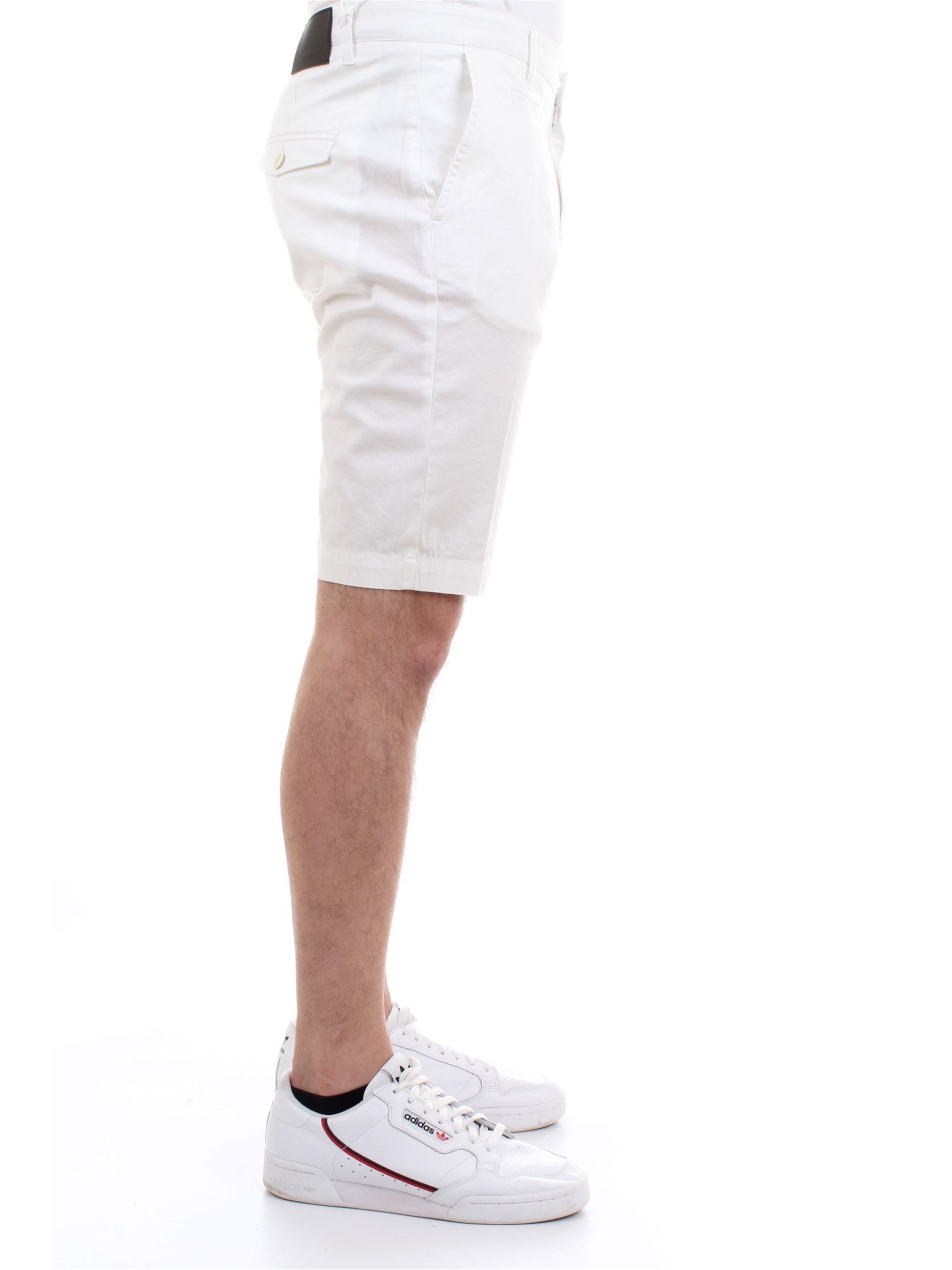 Officina36 0267007558 White Clothing Man Shorts Officina36 0267007558 White Clothing Man Shorts