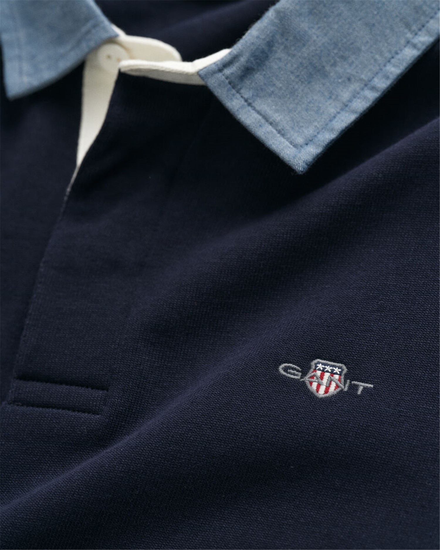 Gant 2004082 Blu scuro Abbigliamento Uomo Polo Gant 2004082 Blu scuro Abbigliamento Uomo Polo