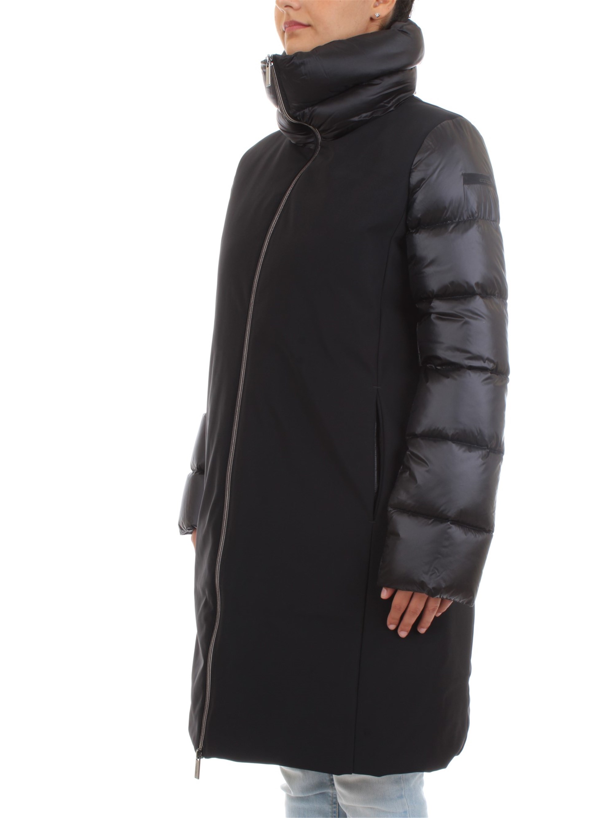 RRD W18540 Black Clothing Woman Duvet RRD W18540 Black Clothing Woman Duvet