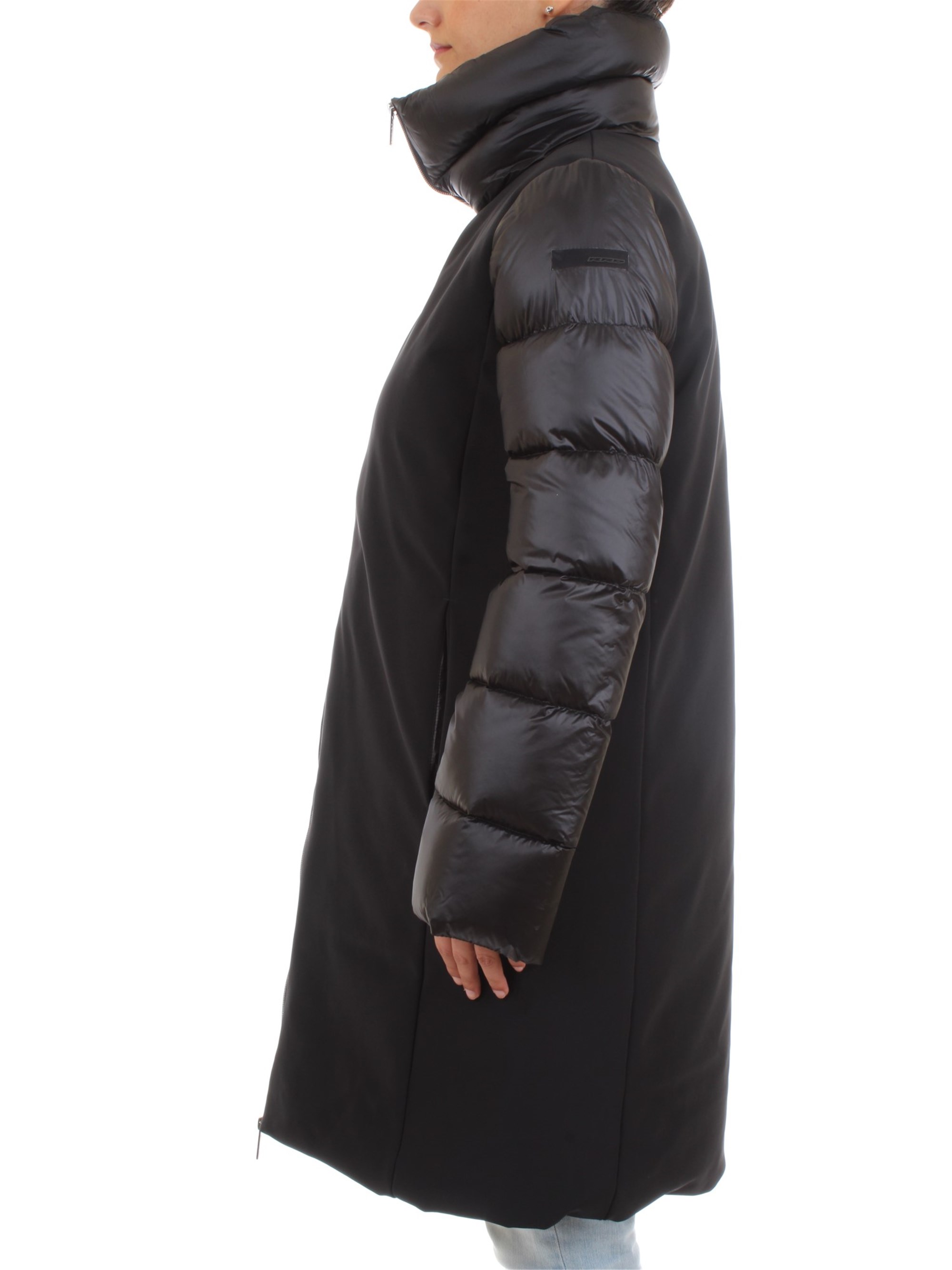 RRD W18540 Black Clothing Woman Duvet RRD W18540 Black Clothing Woman Duvet