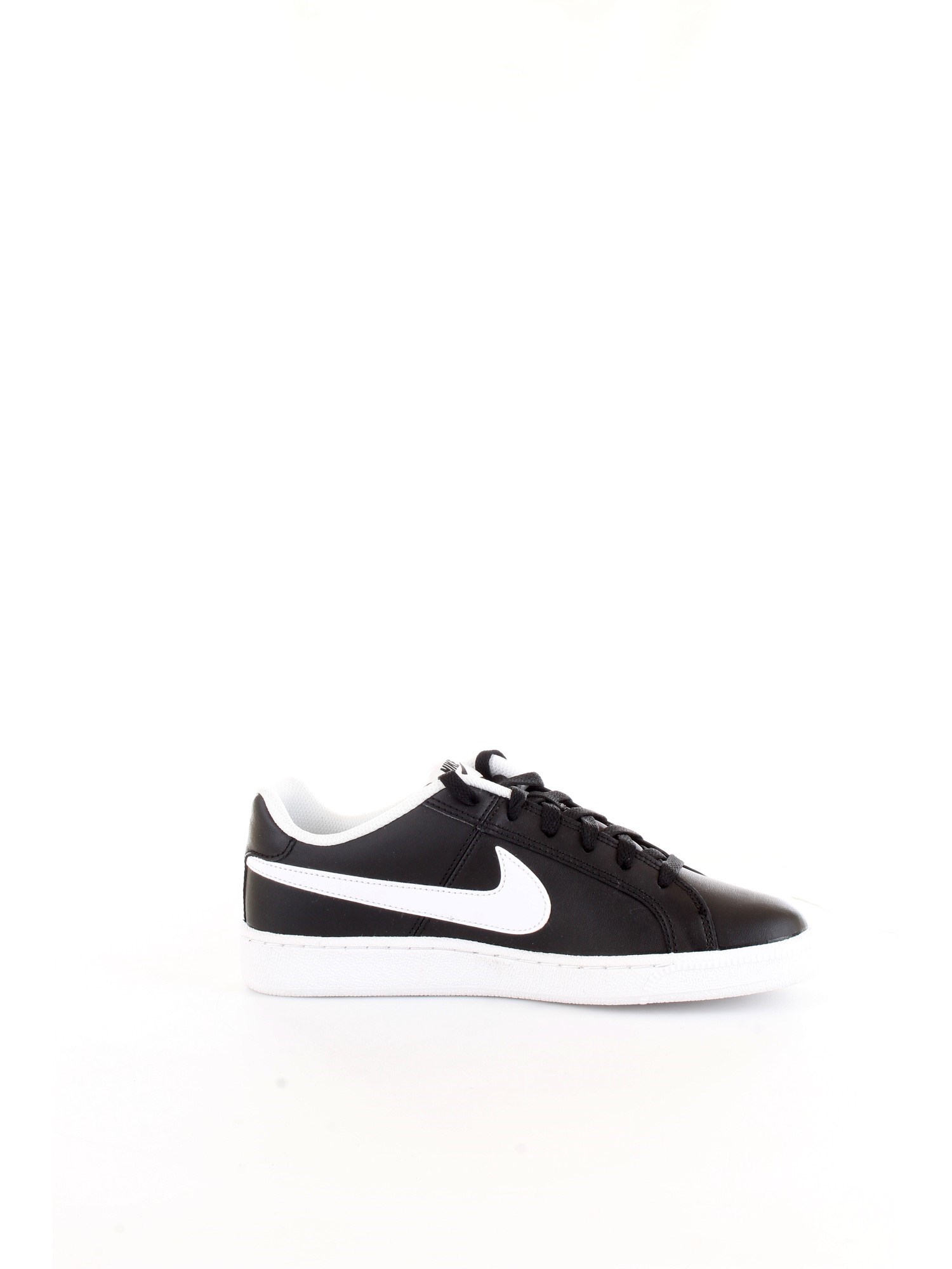 NIKE 749747 Black Shoes Unisex Sneakers NIKE 749747 Black Shoes Unisex Sneakers