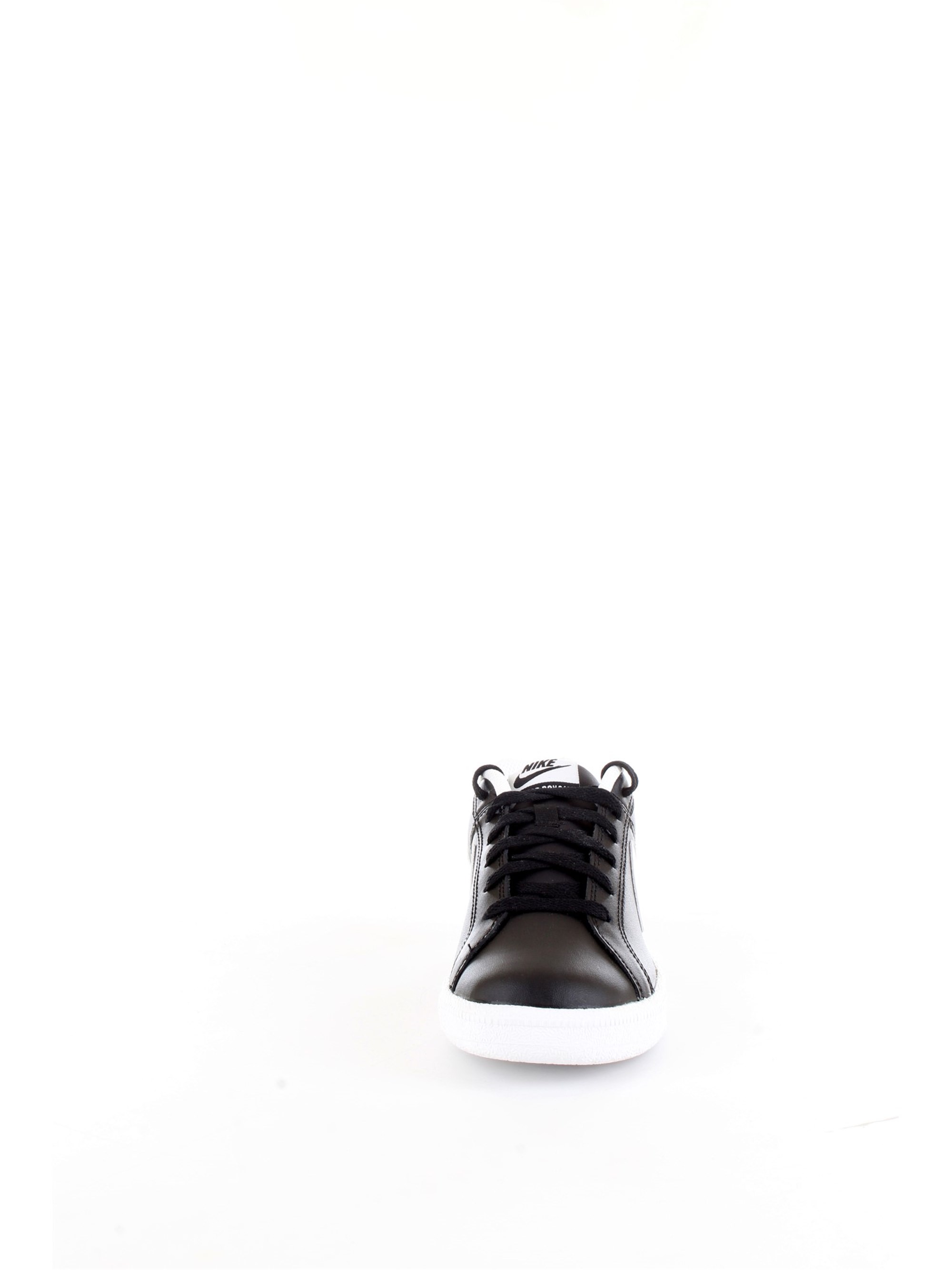 NIKE 749747 Black Shoes Unisex Sneakers NIKE 749747 Black Shoes Unisex Sneakers