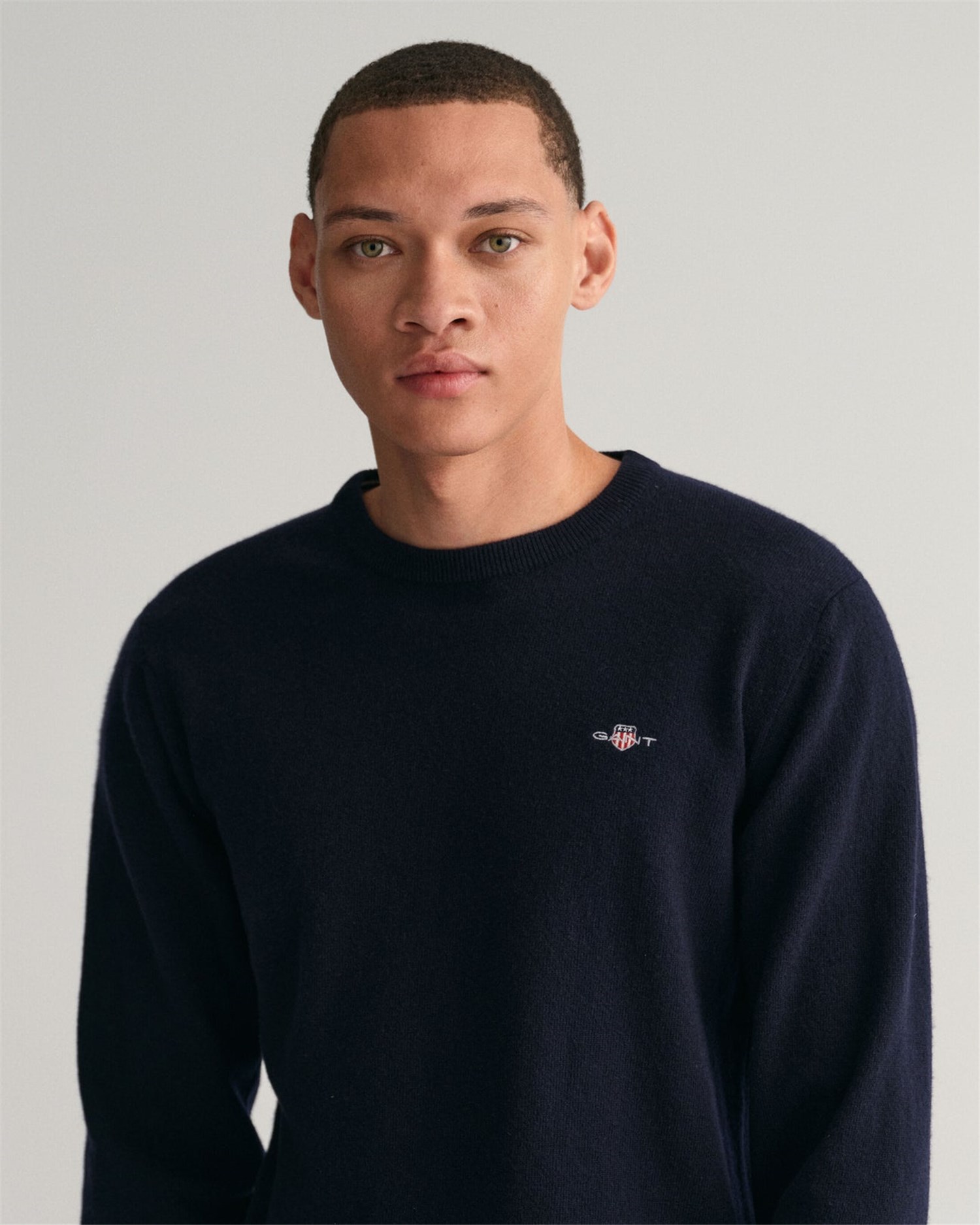 Gant 2403.087211 Blu scuro Abbigliamento Uomo Maglia Gant 2403.087211 Blu scuro Abbigliamento Uomo Maglia