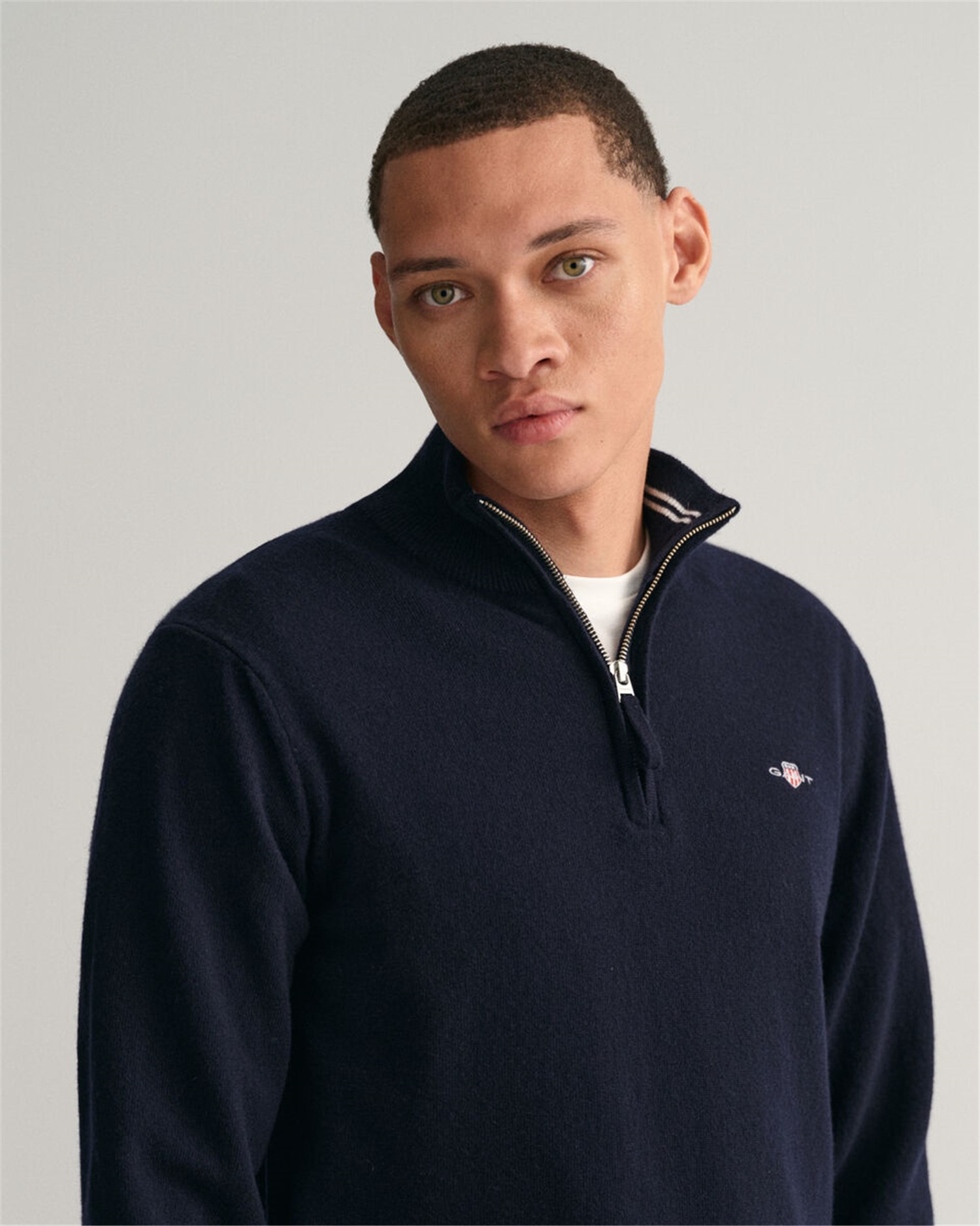 Gant 2403.087213 Blu scuro Abbigliamento Uomo Maglia Gant 2403.087213 Blu scuro Abbigliamento Uomo Maglia