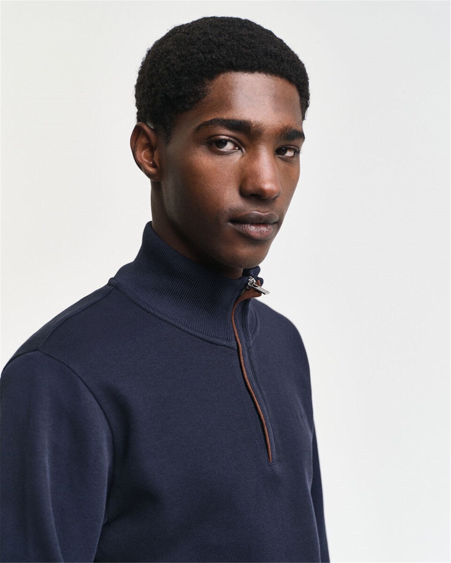 Gant 2403.2068028 Blu scuro Abbigliamento Uomo Felpa Gant 2403.2068028 Blu scuro Abbigliamento Uomo Felpa