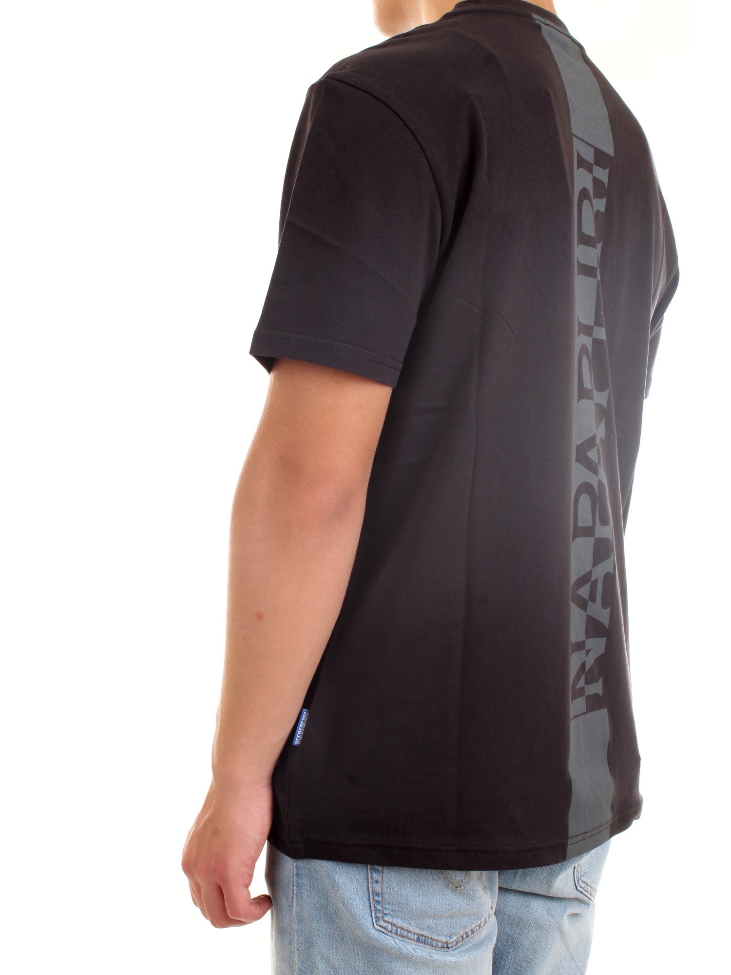 NAPAPIJRI NP0A4F7F Black Clothing Man T-Shirt/Polo NAPAPIJRI NP0A4F7F Black Clothing Man T-Shirt/Polo