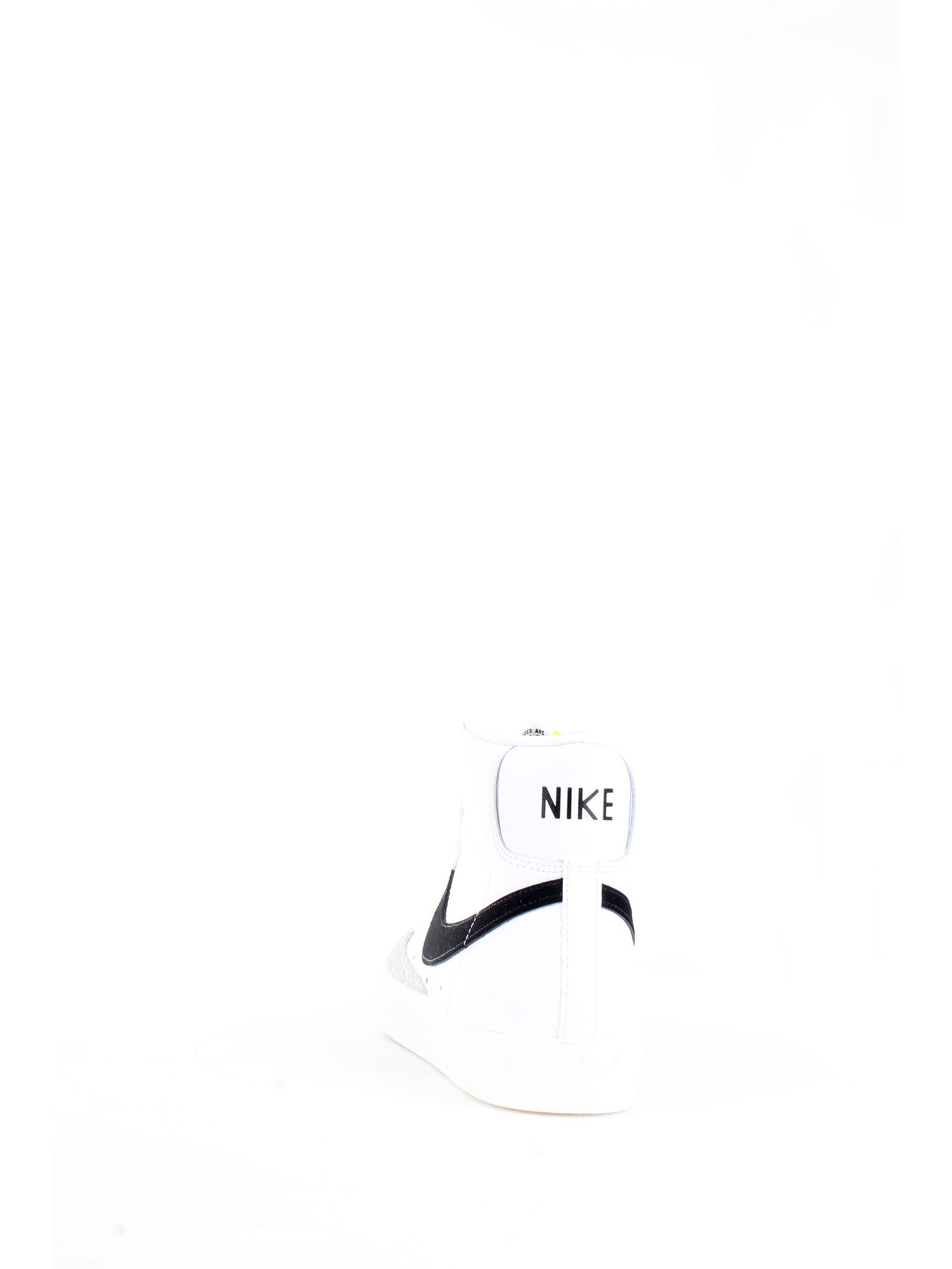 NIKE BQ6806 White Shoes Unisex Sneakers NIKE BQ6806 White Shoes Unisex Sneakers