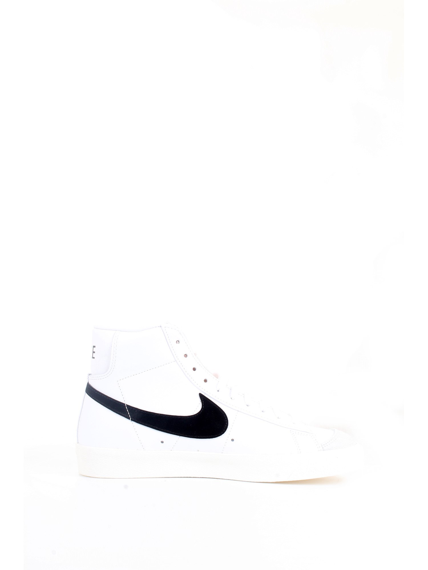 NIKE BQ6806 White Shoes Unisex Sneakers NIKE BQ6806 White Shoes Unisex Sneakers