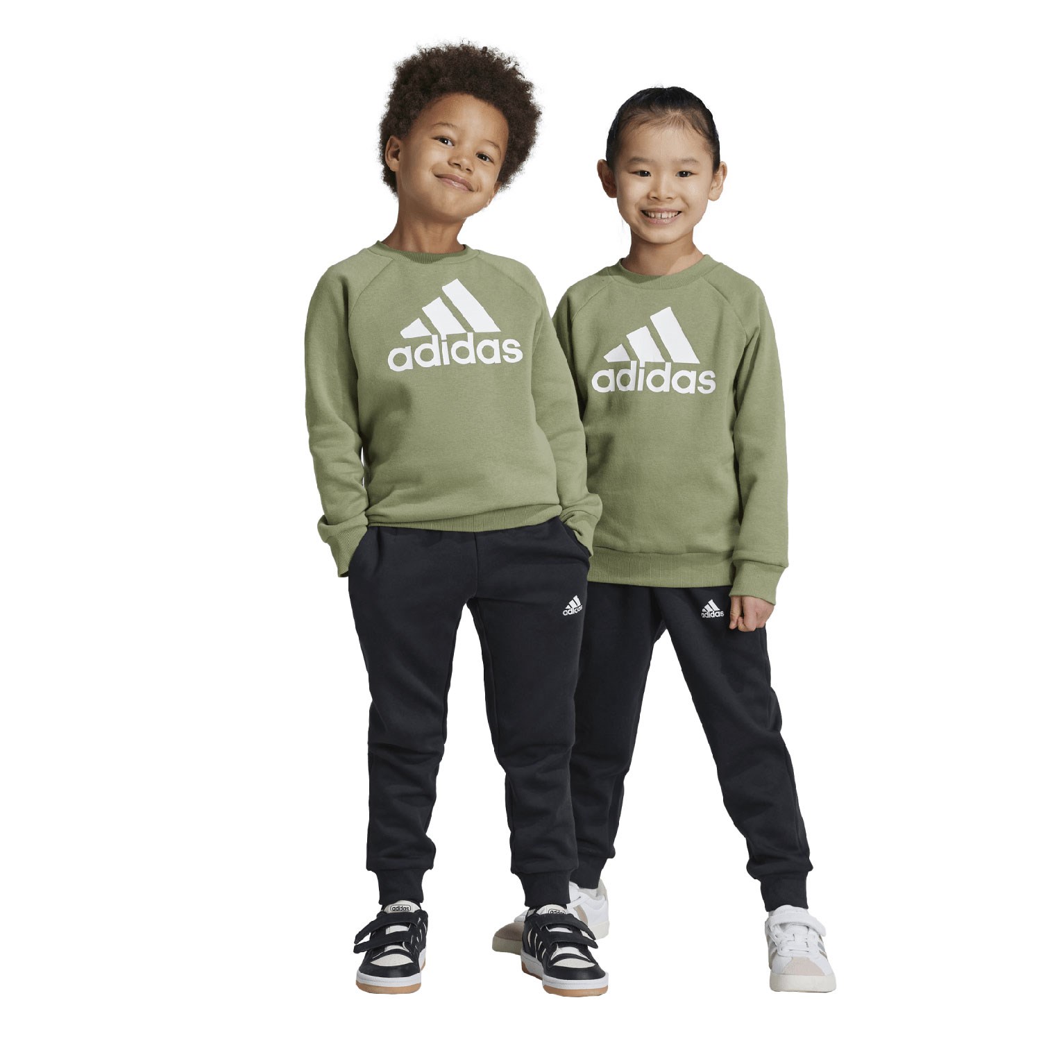 ADIDAS ORIGINALS IX7320 Verde Abbigliamento Unisex junior Tute da ginnastica ADIDAS ORIGINALS IX7320 Verde Abbigliamento Unisex junior Tute da ginnastica