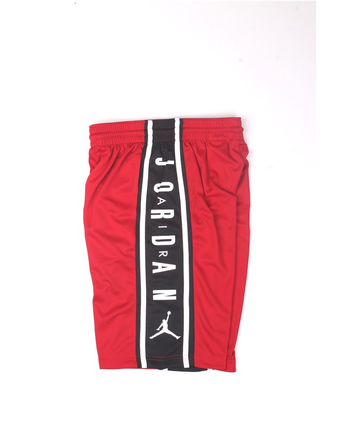 NIKE Shorts Red