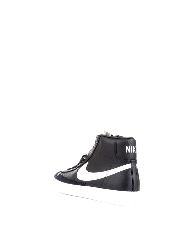 NIKE Sneakers Black