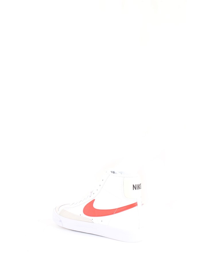 NIKE Sneakers Orange