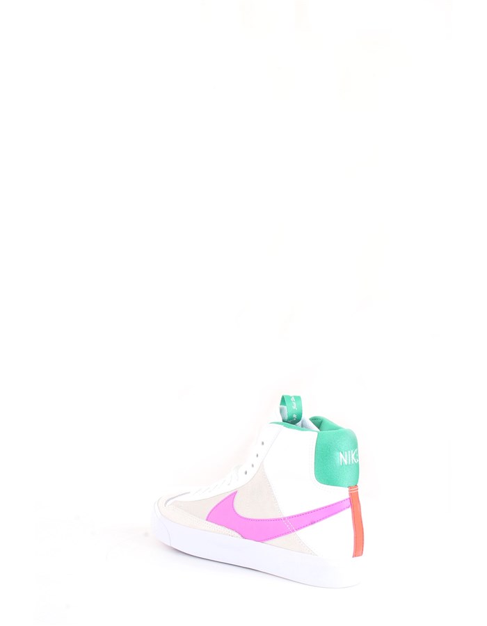 NIKE Sneakers White
