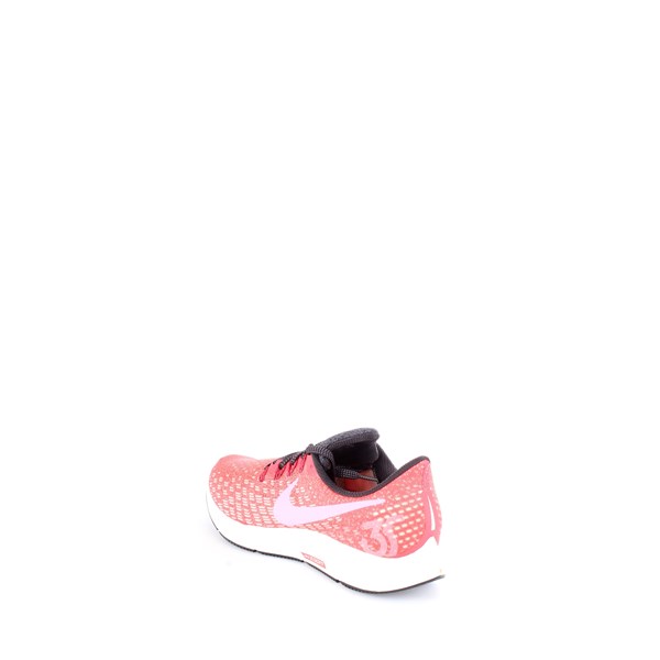 NIKE Sneakers Pink