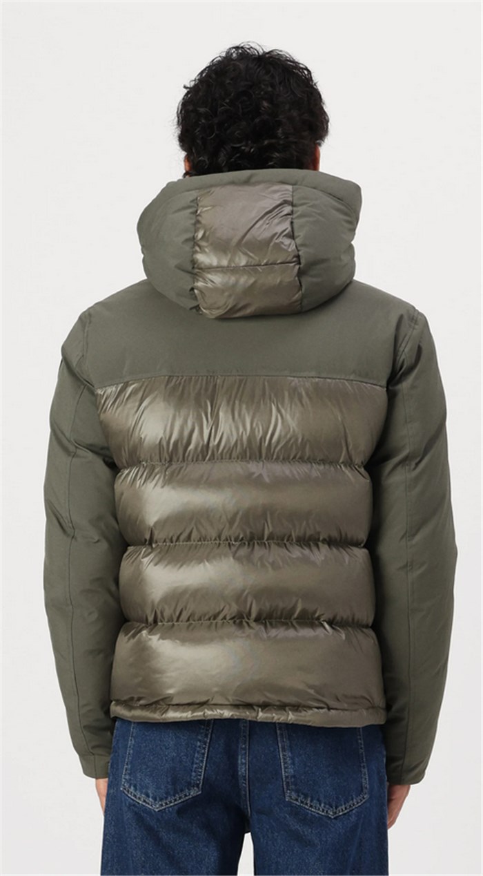 Blauer 24WBLUC03096 006355 Green Clothing Man Duvet